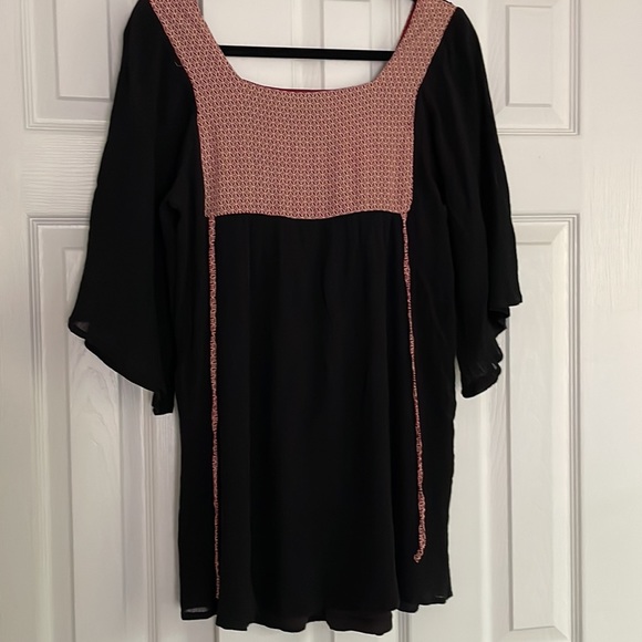 Altar’d state tunic - Picture 3 of 5